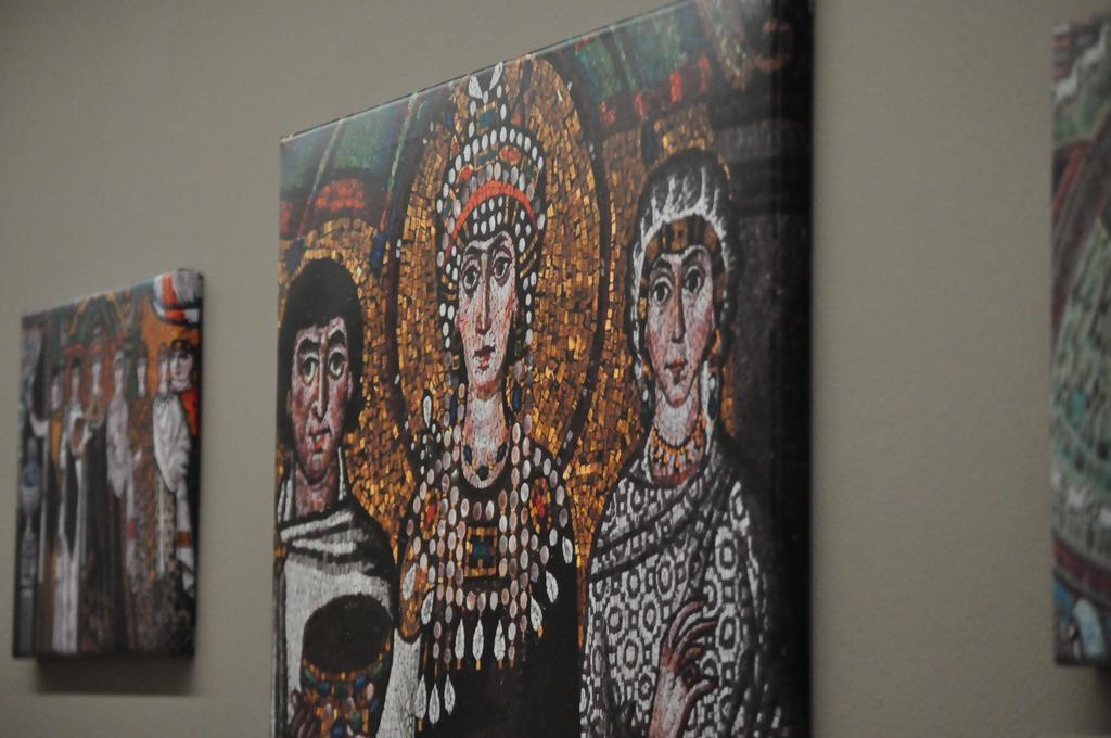 Artisti Rooms