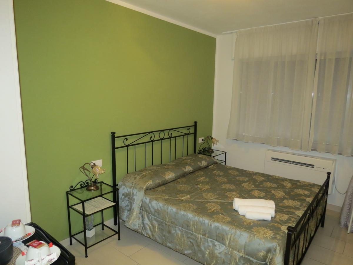 Bed & Breakfast Artisti Rooms