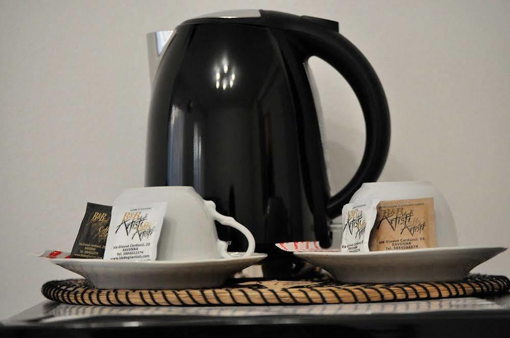 Artisti Rooms Bed & Breakfast *